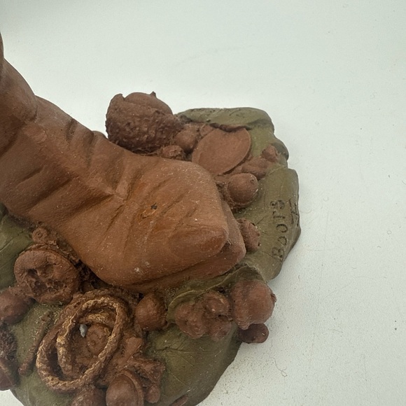 VTG 1983 Tom Clark Gnome Boots cowboy Western Signed Resin Figure 9” - Picture 8 of 12